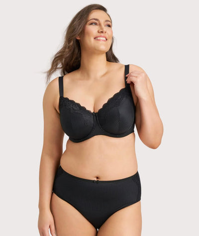 Ava & Audrey Jacqueline Minimiser Full Cup Underwire Bra - Black