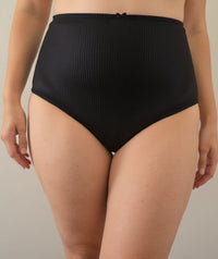 Ava & Audrey Jacqueline Smoothing Full Brief with Lace - Black