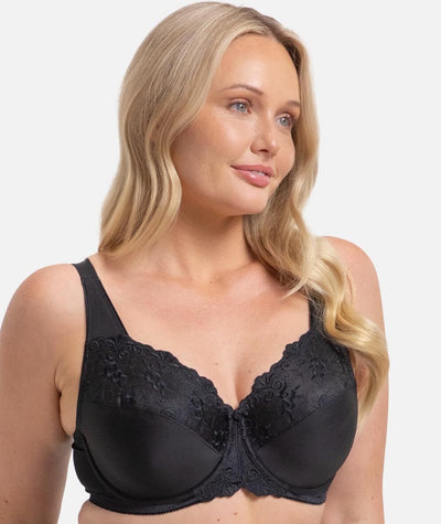 Triumph Embroidered Minimizer Bra - Black
