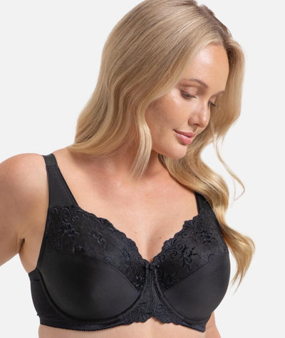Triumph Embroidered Minimizer Bra - Black