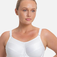 Triumph Triaction Ultra Underwired Sports Bra - White