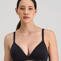 Bendon Simply Seamless Contour Soft Cup Wire-free Bra - Black