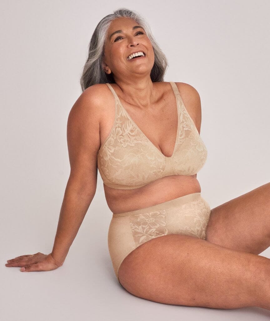 Playtex Ultralight Lace Wire-free Bra - Nude Bras