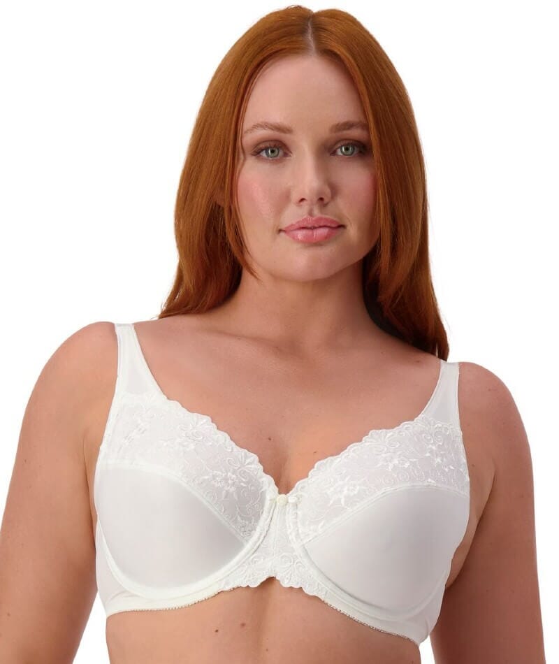 Triumph Embroidered Minimizer Bra - Vanille Bras