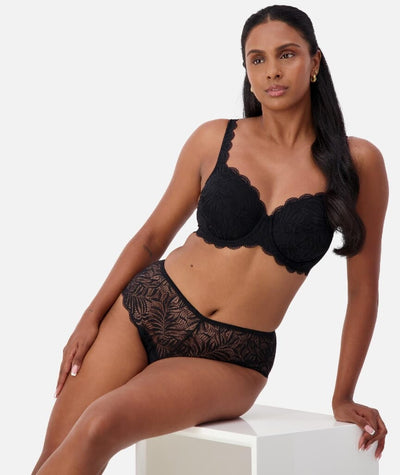 Triumph Essential Lace Balconette Bra - Black