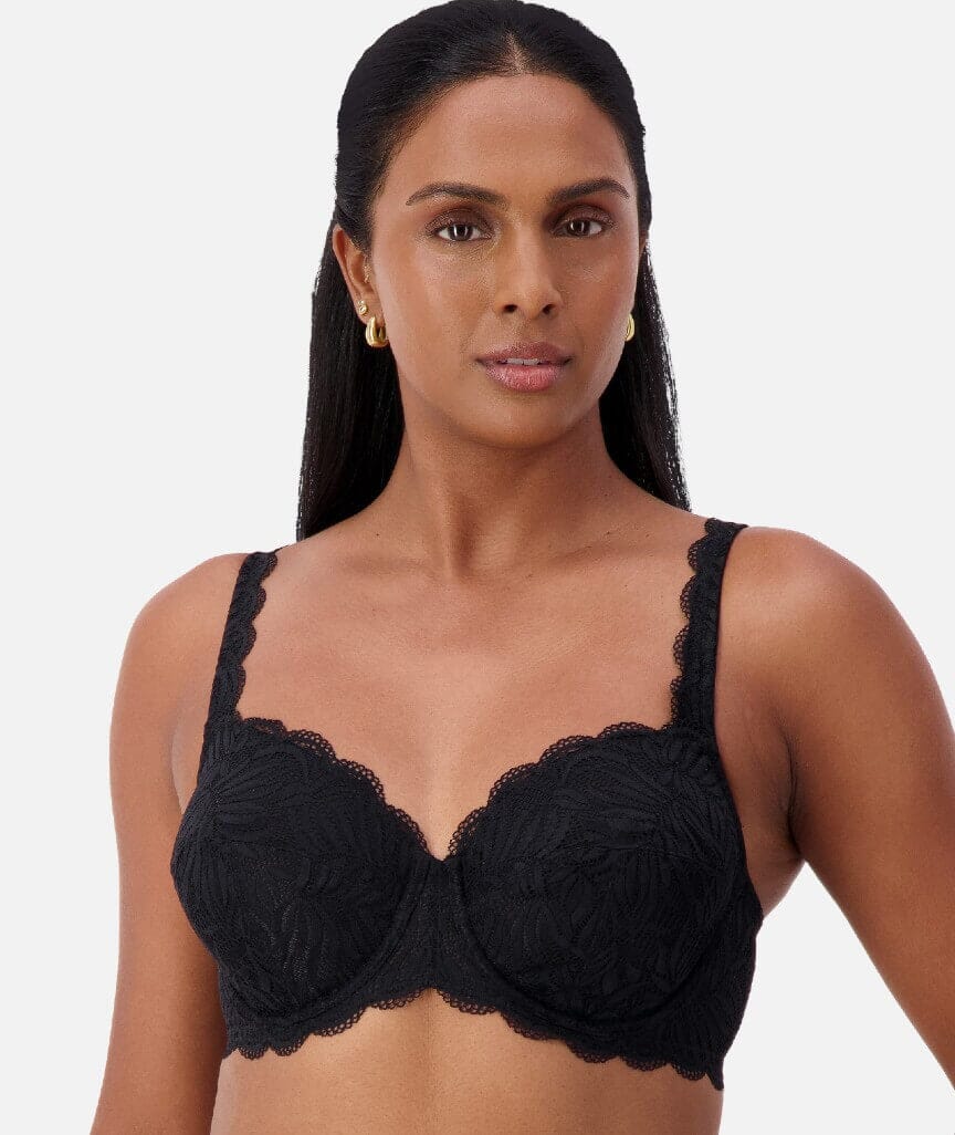 Triumph Essential Lace Balconette Bra - Black Bras 