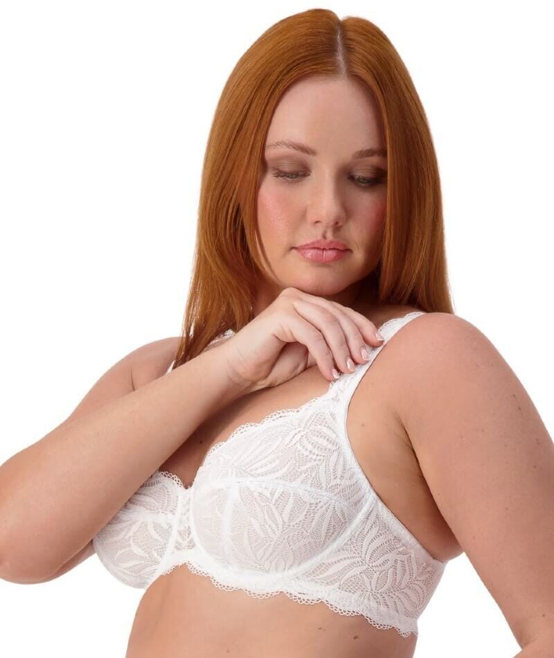 Triumph Essential Lace Balconette Bra - White Bras