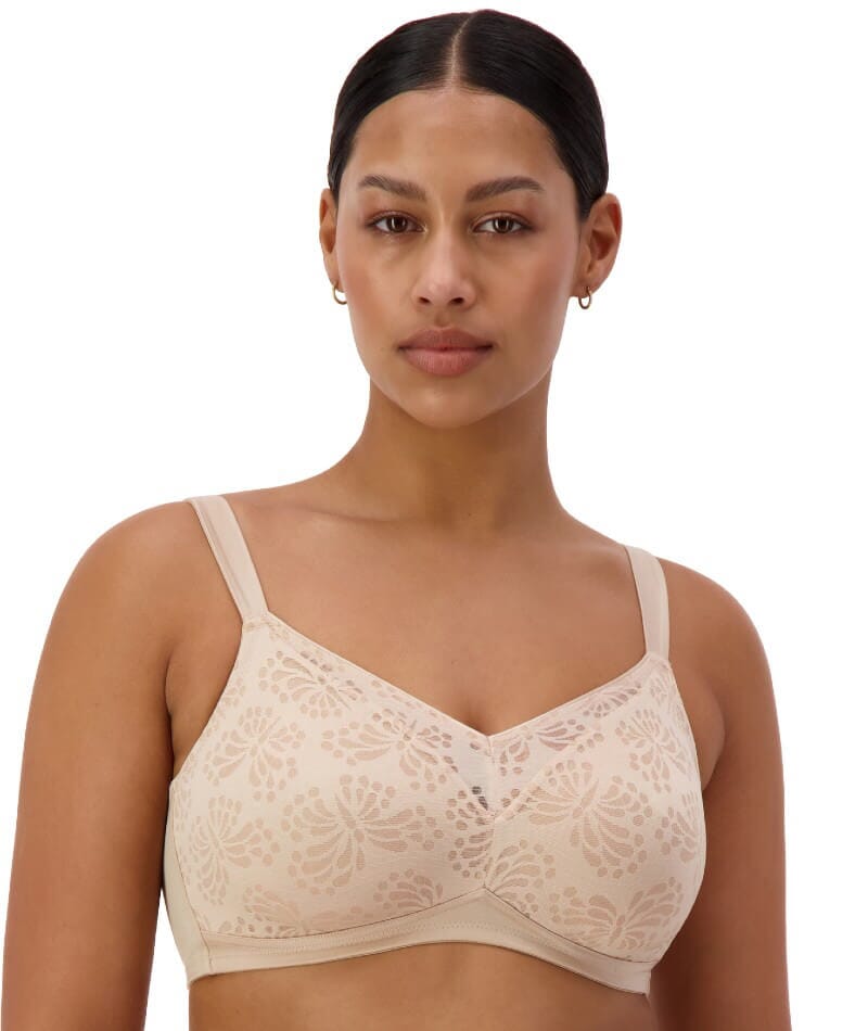 Triumph Lacy Minimiser Wire-free Bra - New Beige - Curvy Bras