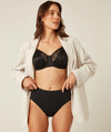 Triumph Lacy Minimizer Bra - Black Bras