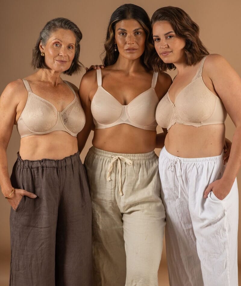 Triumph Lacy Minimizer Bra - New Beige