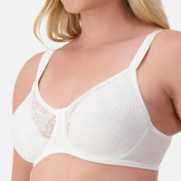 Triumph Lacy Minimizer Bra - White