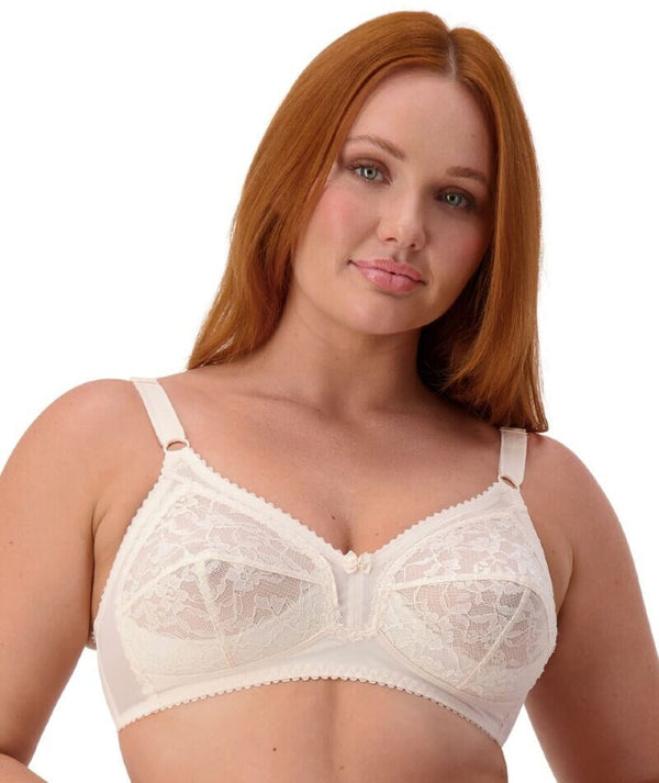 triumph-poesie-firm-support-