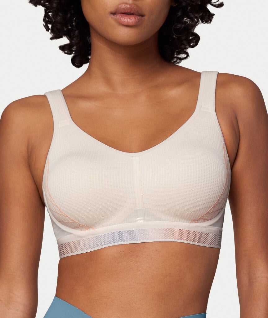 Triumph Triaction Cardio Flow Wire-free Sports Bra - Fresh Powder