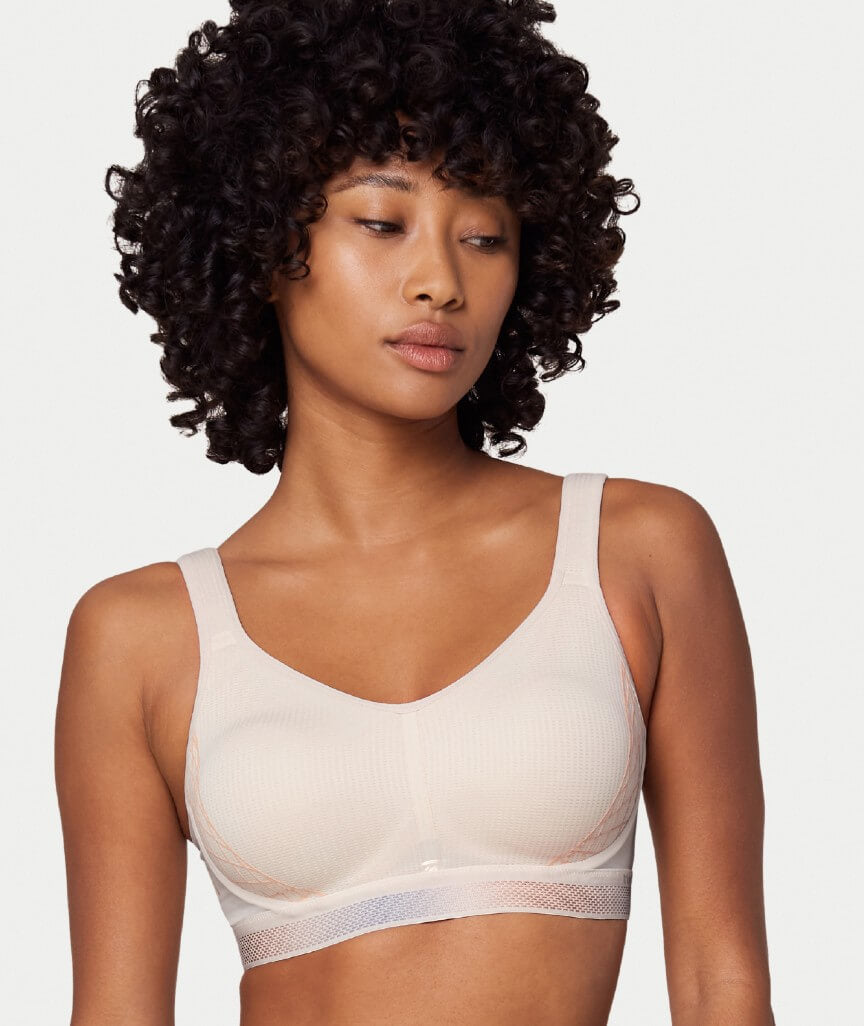 Triumph Triaction Cardio Flow Wire-free Sports Bra - Fresh Powder