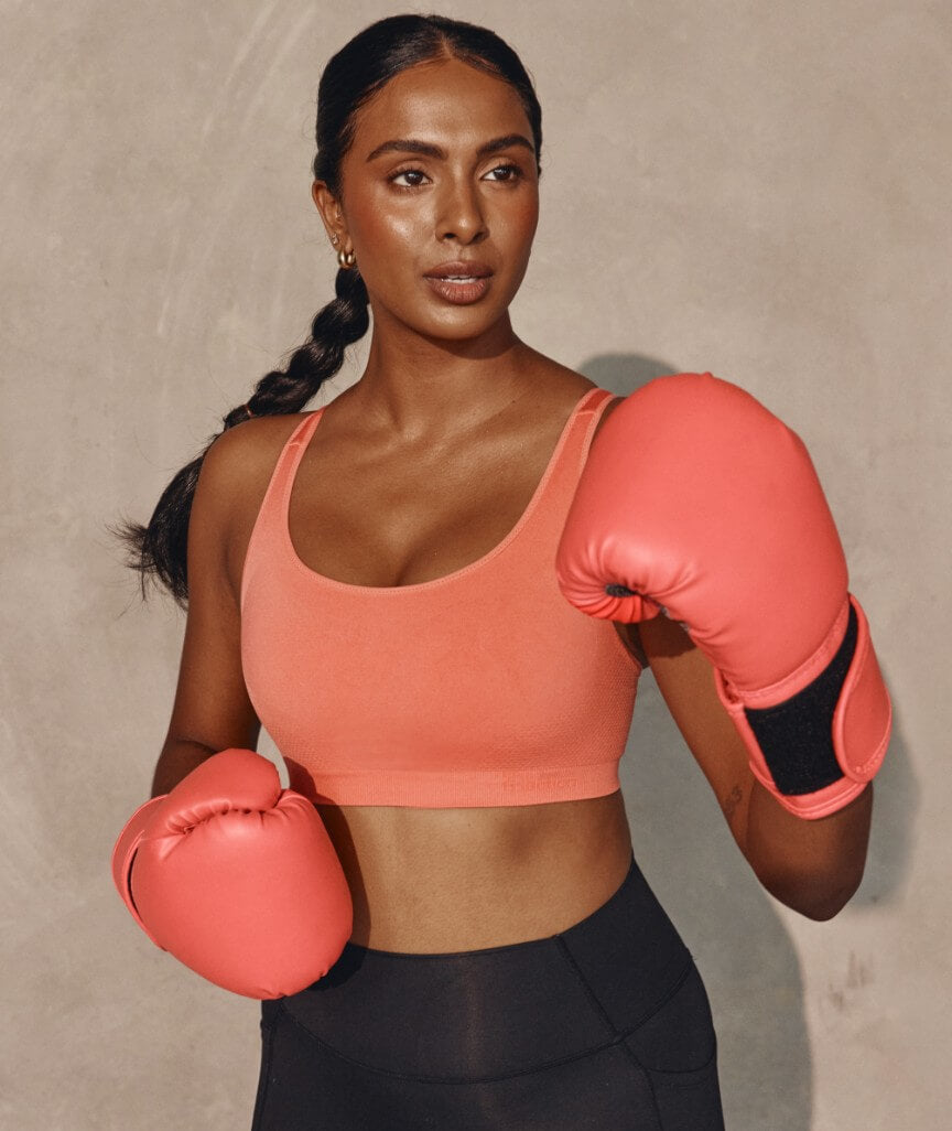 Triumph Triaction Ultra Seamfree Sports Bra - Salsa