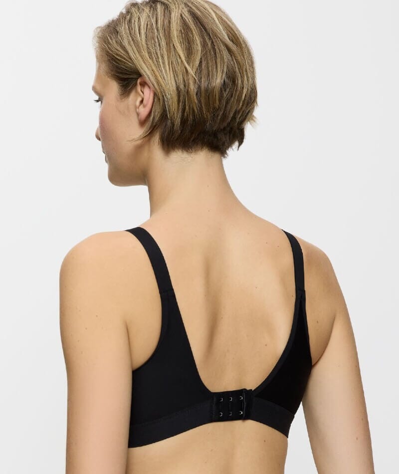 Triumph Triaction Wellness Wire-free Sports Bra - Black Bras 