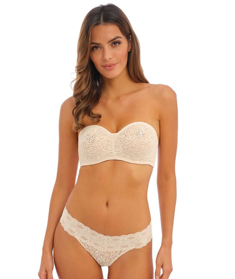 Halo Lace Nude Soft Cup Bra from Wacoal