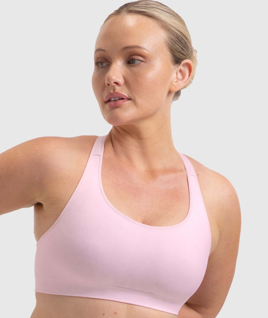 Triumph Triaction Ultra Seamfree Sports Bra - Spring Mist