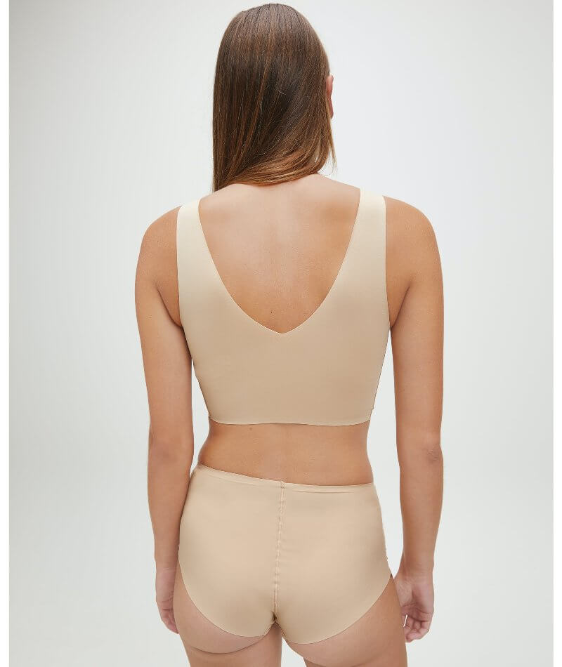 Calvin Klein Invisibles Comfort Lightly Lined V-Neck Bralette - Bare Bras