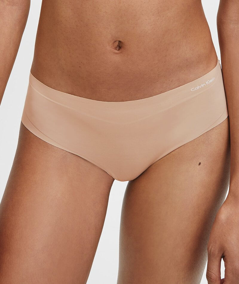 Calvin Klein Invisibles Hipster Brief - Light Caramel Knickers 