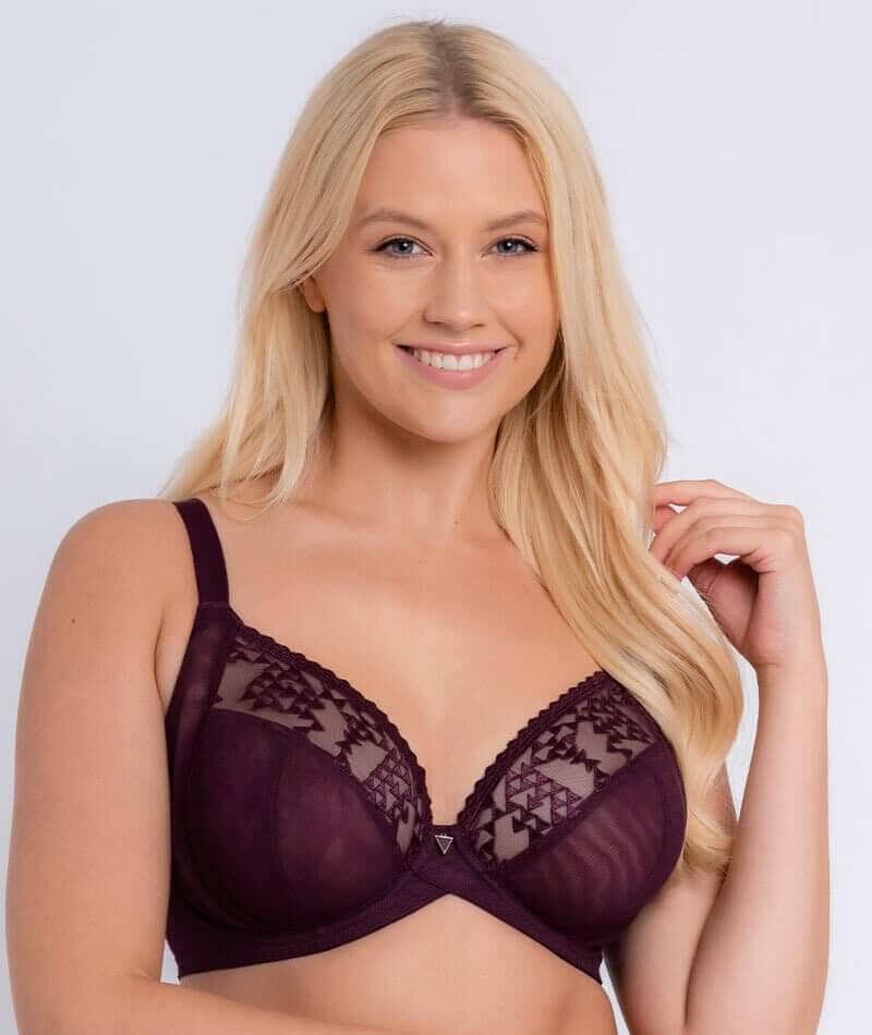 Calling all curvy women! Rachel has found her favorite bra here. If you  have trouble finding the right and comfortable bras, kindly check…