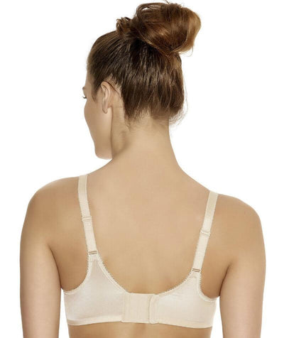 Wacoal Basic Beauty Full Figure Underwired Bra - Naturally Nude - Curvy Bras