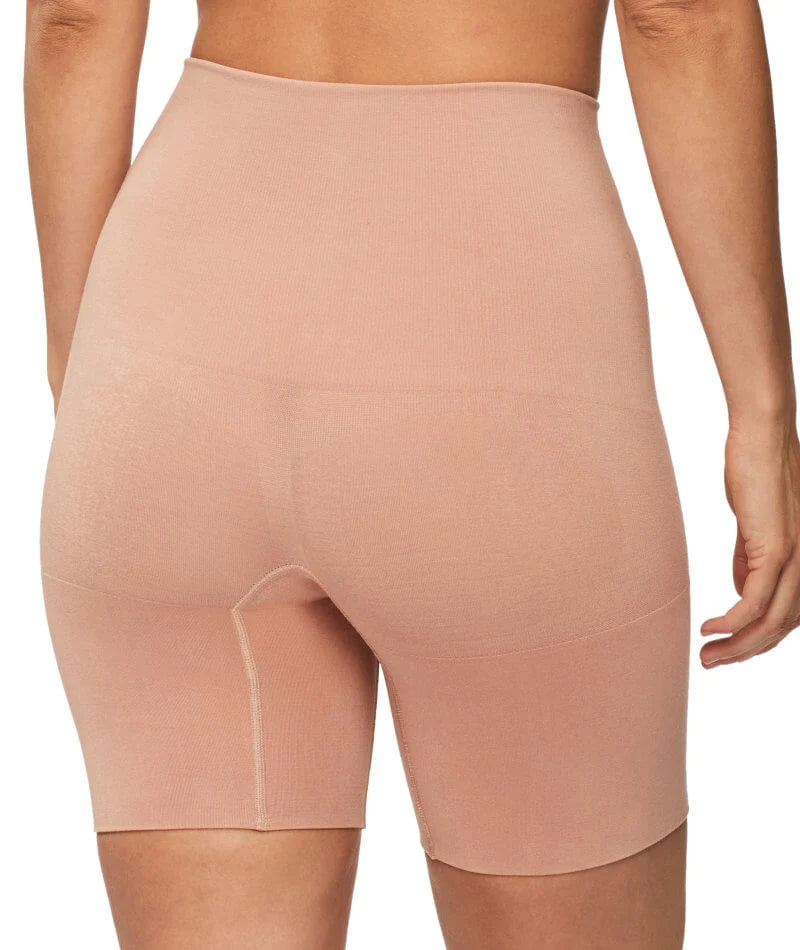 https://www.curvybras.com/cdn/shop/products/nancy-ganz-bamboo-essentials-waisted-thigh-shaper-short-mahogany-3_800x.webp?v=1672914808