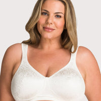 Playtex 18-Hour Ultimate Lift Wireless Bra, Wirefree Bra with Support, Full-Coverage  Wireless Bra for Everyday Comfort White Size 42 C - $7 New With Tags - From  jello
