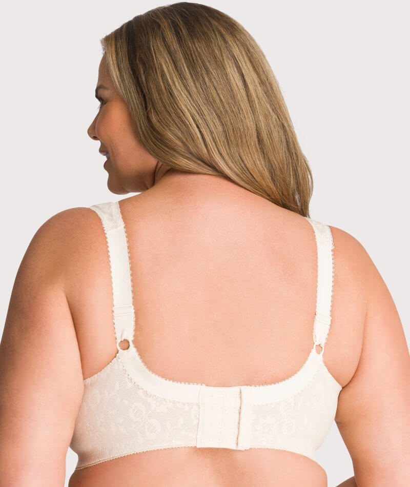 LOVABLE Woman's White My Daily Comfort bra with underwiring