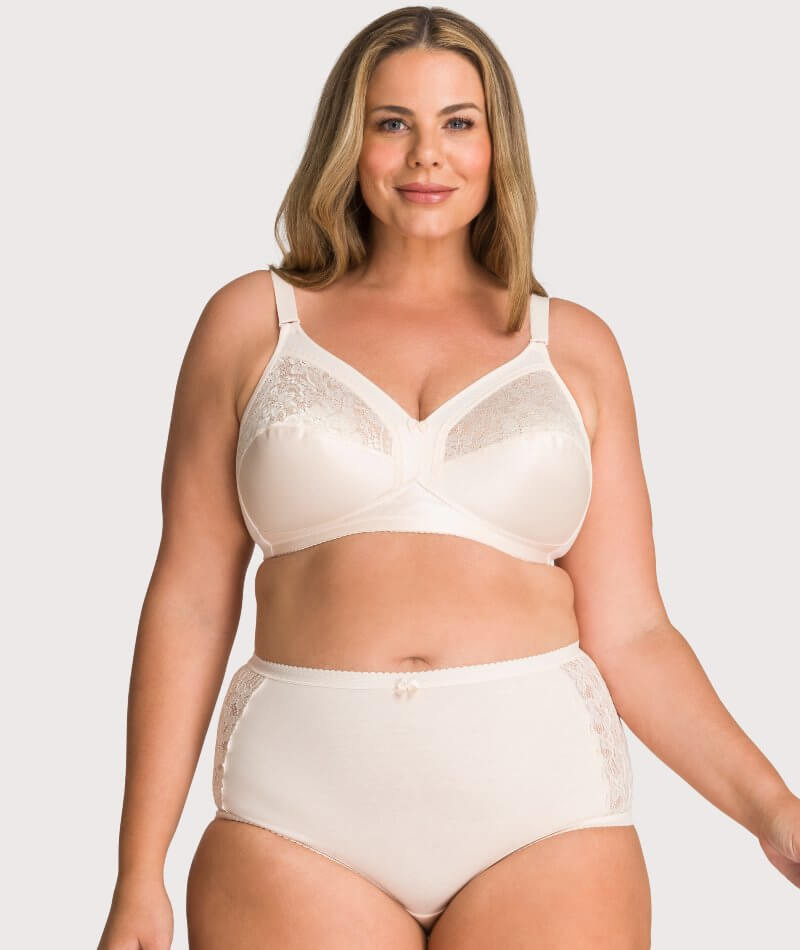 Triumph Elegant Cotton N Non Wired Full Cup Bra White (0003) 38B