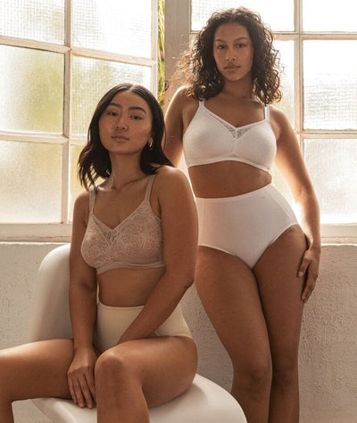 Triumph Lacy Minimiser Wire-free Bra - White Bras